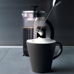 Aerolatte Original Steam-Free Coffee and Milk Frother, Bright Chrome - 4