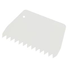 Gurmeaid Plastic Scraper, 136x97 mm, Serrated Edge - Gurmeaid