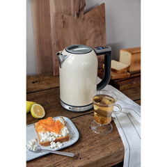 KitchenAid 1,7 L Water Heater, Almond Cream, 5KEK1722EAC - 3