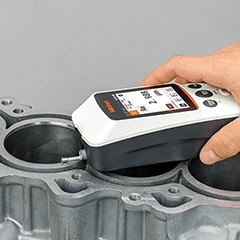 Mitutoyo SJ-220 Taşınabilir Yüzey Pürüzlülük Ölçüm Cihazı - Mitutoyo (1)