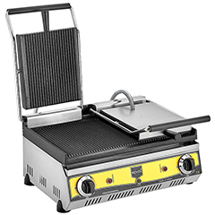 Remta R80 Çift Kapaklı Tost Makinesi, Elektrikli, Oluklu - 1