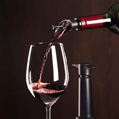 Vacu Vin Wine Vacuum and Service Set 1 Pump, 1 Service Tip - 3