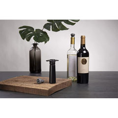 Vacu Vin Wine Vacuum Set, Black, 1 Pump and 1 Stopper - 3