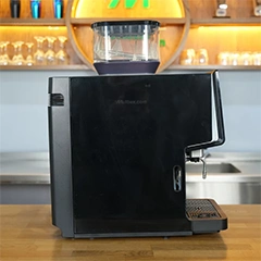 WMF 1500S Plus Tam Otomatik Espresso Kahve Makinesi, 1 Öğütücülü, 1 Çikolata Hazneli, Şebeke Bağlantılı, İkinci El - 3